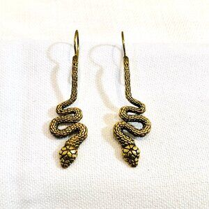 Snake Earrings in Gold Tone Brass NWOT